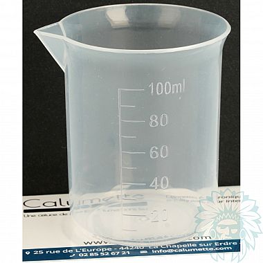 Plastic beaker for DIY